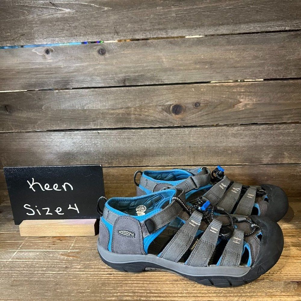 Childrens Big Kids Keen Newport H2 Waterproof Gray Shoes Sandals Size 4 Y GUC